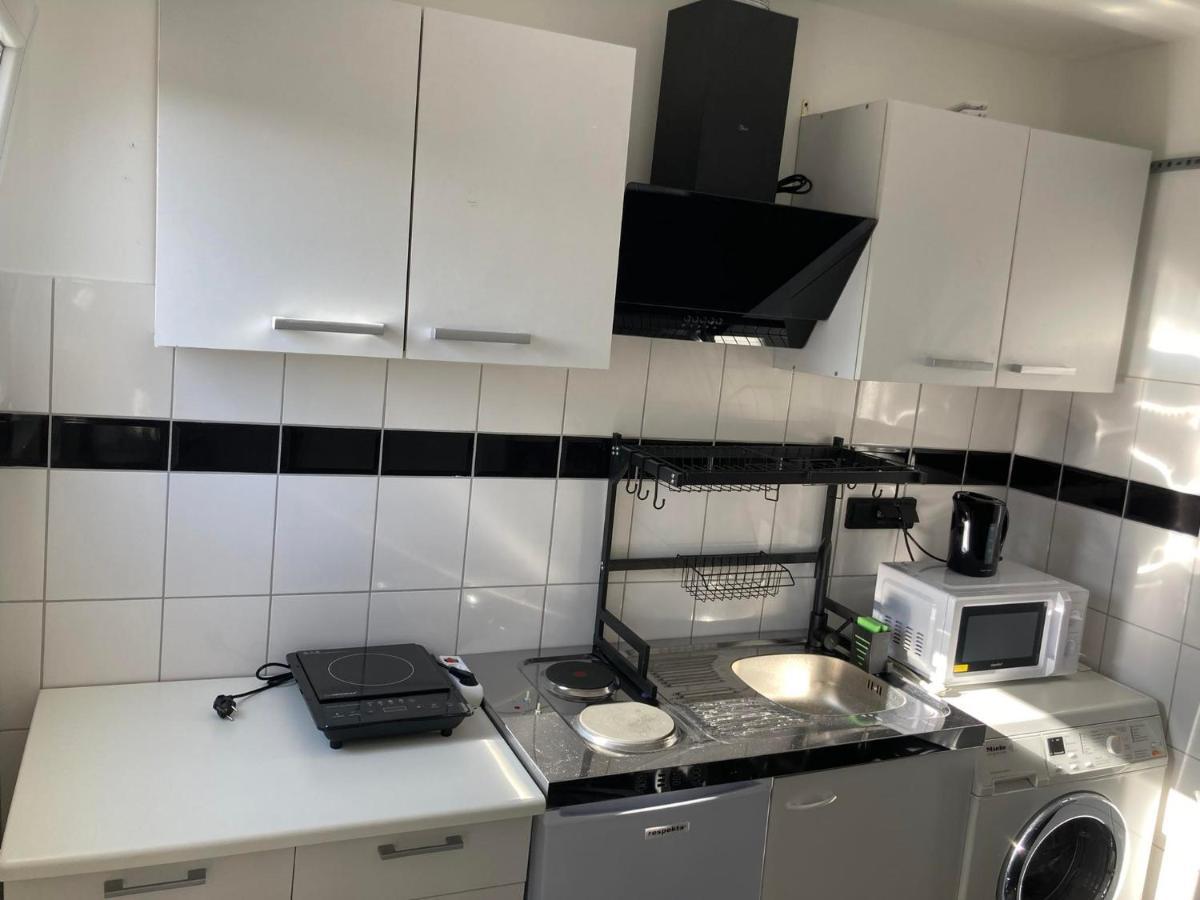 Arany Apartman Aparthotel Cegléd Eksteriør bilde